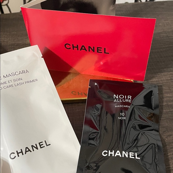Chanel Noir Allure Set Mascara with Black and White Packaging - Picture 1 of 6